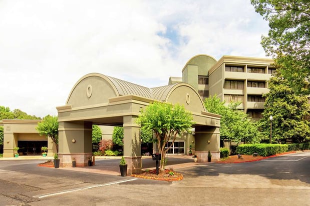 Images DoubleTree by Hilton Atlanta Windy Hill Ballpark