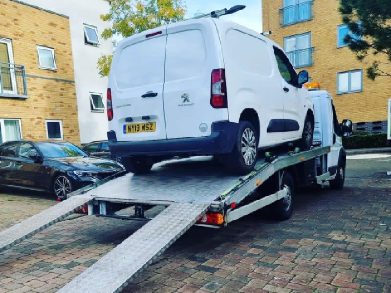 Moss Towing & Recovery London 07958 481286