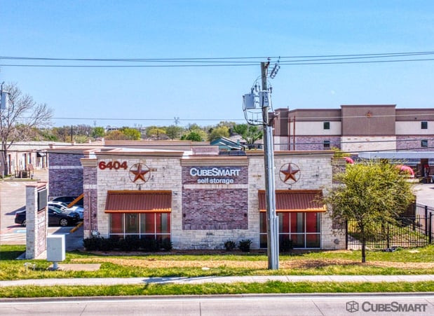 Images CubeSmart Self Storage