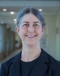 Elizabeth R Sunderman