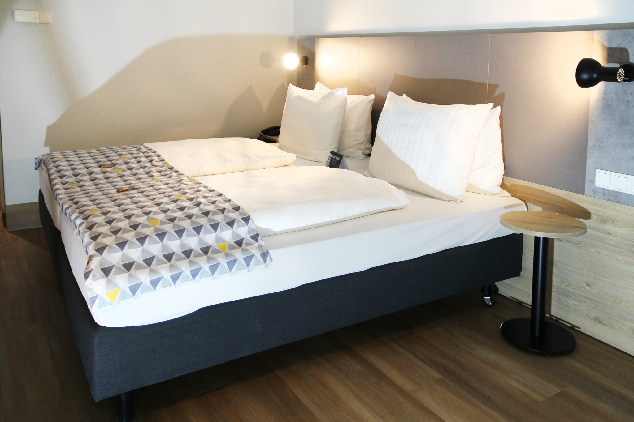 Holiday Inn Munich - South by IHG, Kistlerhofstrasse 142 in Munich
