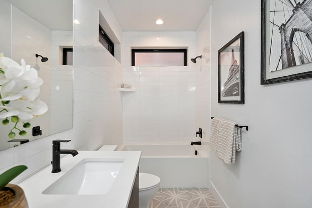 Images Solitude Homes