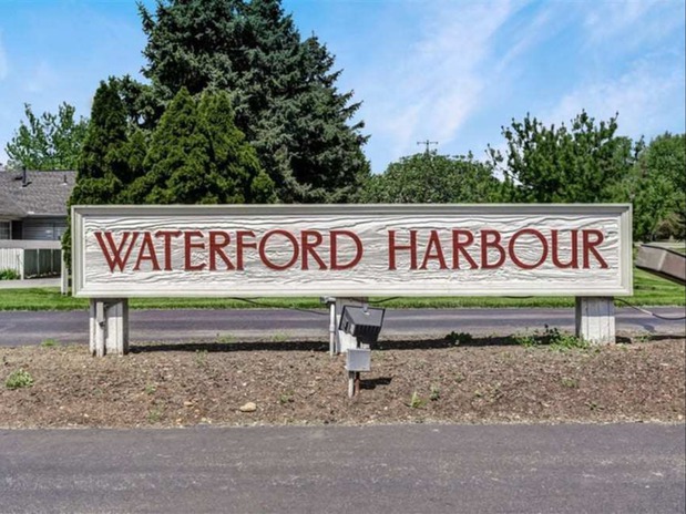 Images Waterford Apts