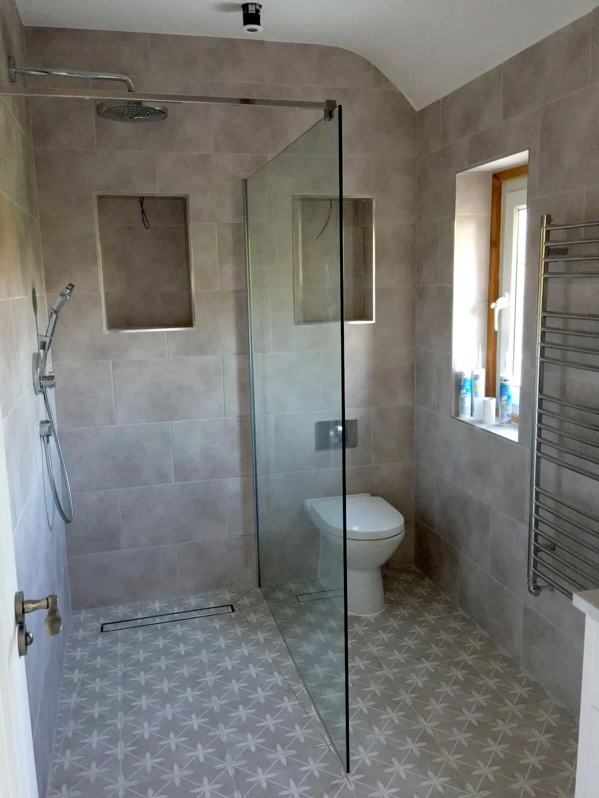 Images P Luli Building & Maintenance Ltd