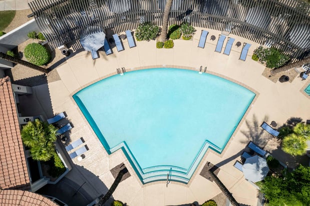 Images Camden Montierra Apartments