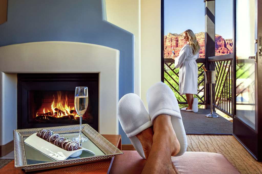Guest room Hilton Sedona Resort at Bell Rock Sedona (928)284-4040