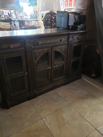Images J and B Furniture Consignments