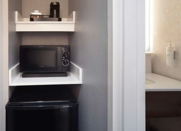 Images Hampton Inn & Suites Atlanta Airport North I85