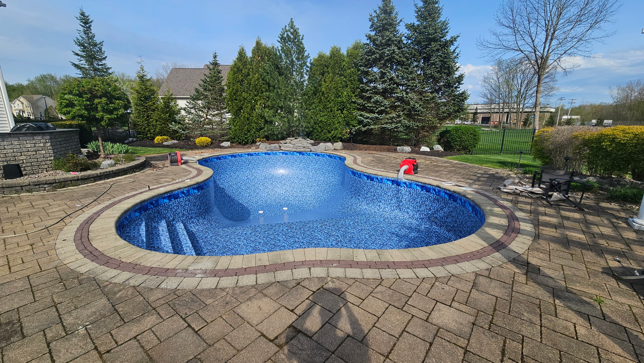 Beautiful Install by the LPS Crew! Dealing with the weather challenges this Spring has proven our Service Team continues to rise to the challenge!
