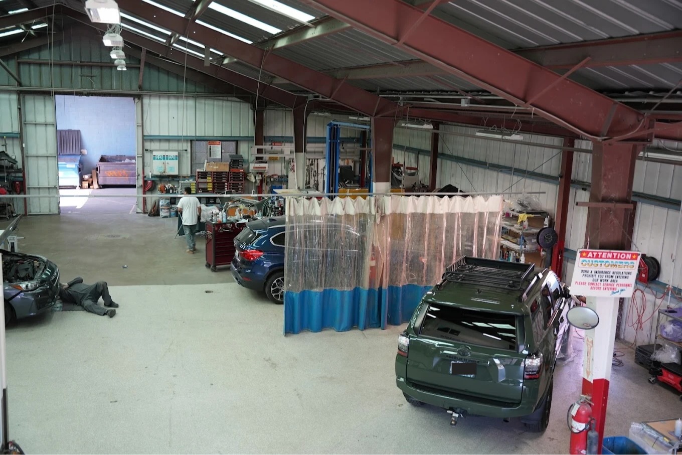 Husteads Auto body shop in Berkeley, CA.
