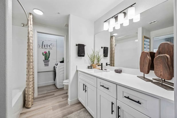 Images Lazo Apartment Homes