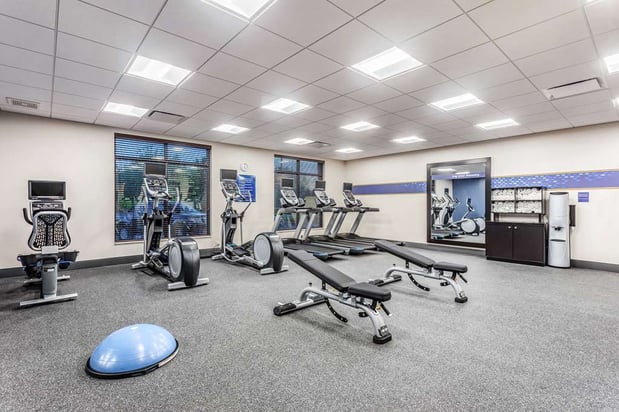 Images Hampton Inn & Suites Kittery-Portsmouth