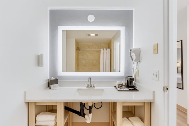 Images Suburban Studios Salt Lake City Airport