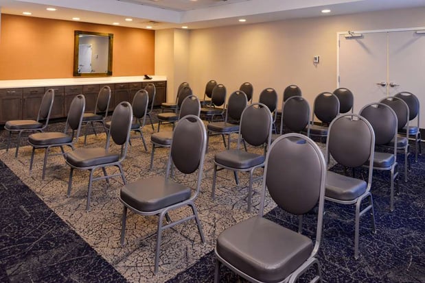 Images Hampton Inn & Suites Albany-East Greenbush