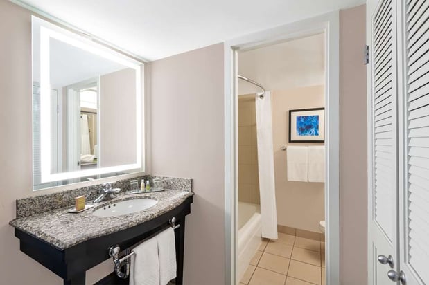 Images DoubleTree by Hilton Denver Cherry Creek