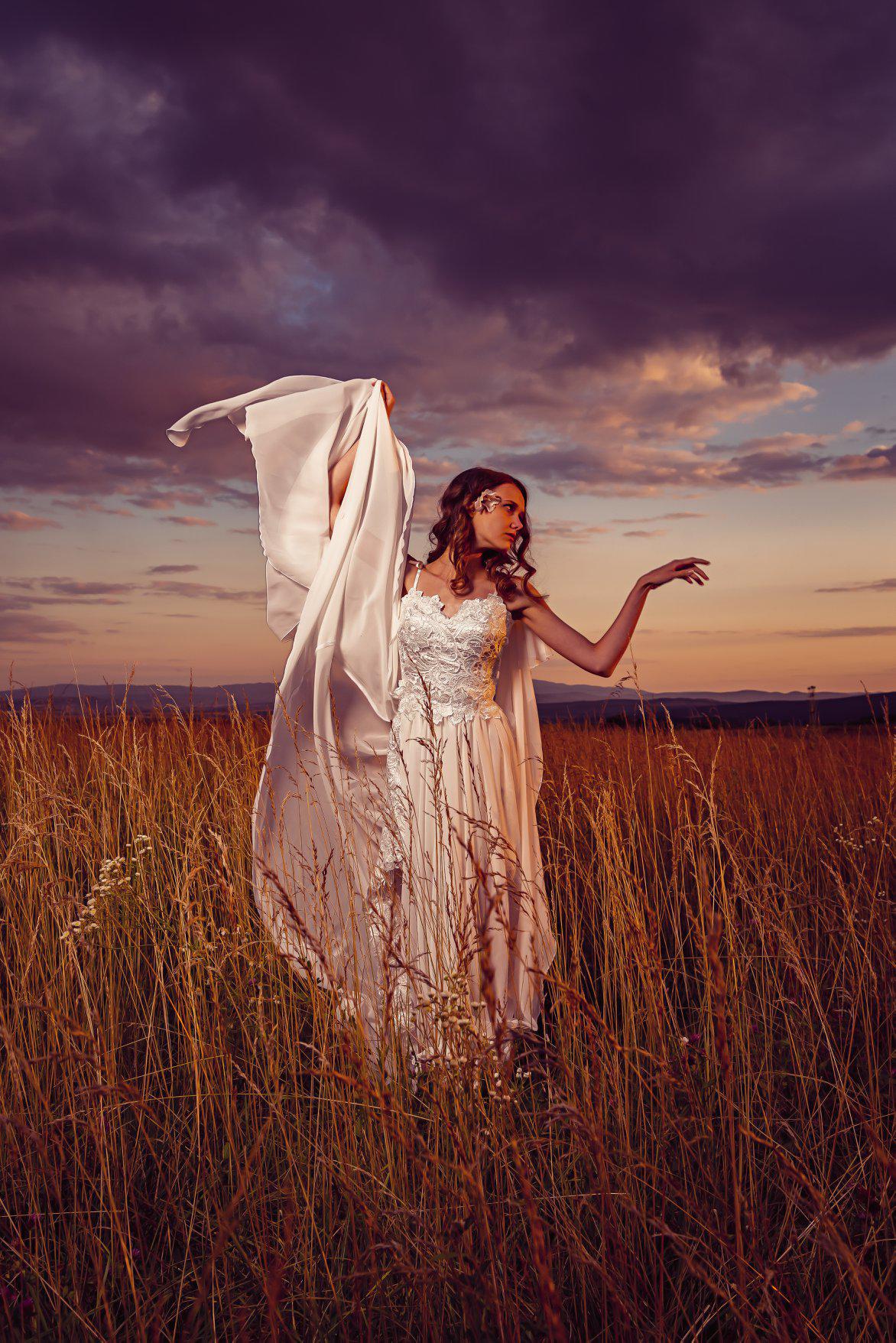 Images Cecília Esküvői Ruhaszalon