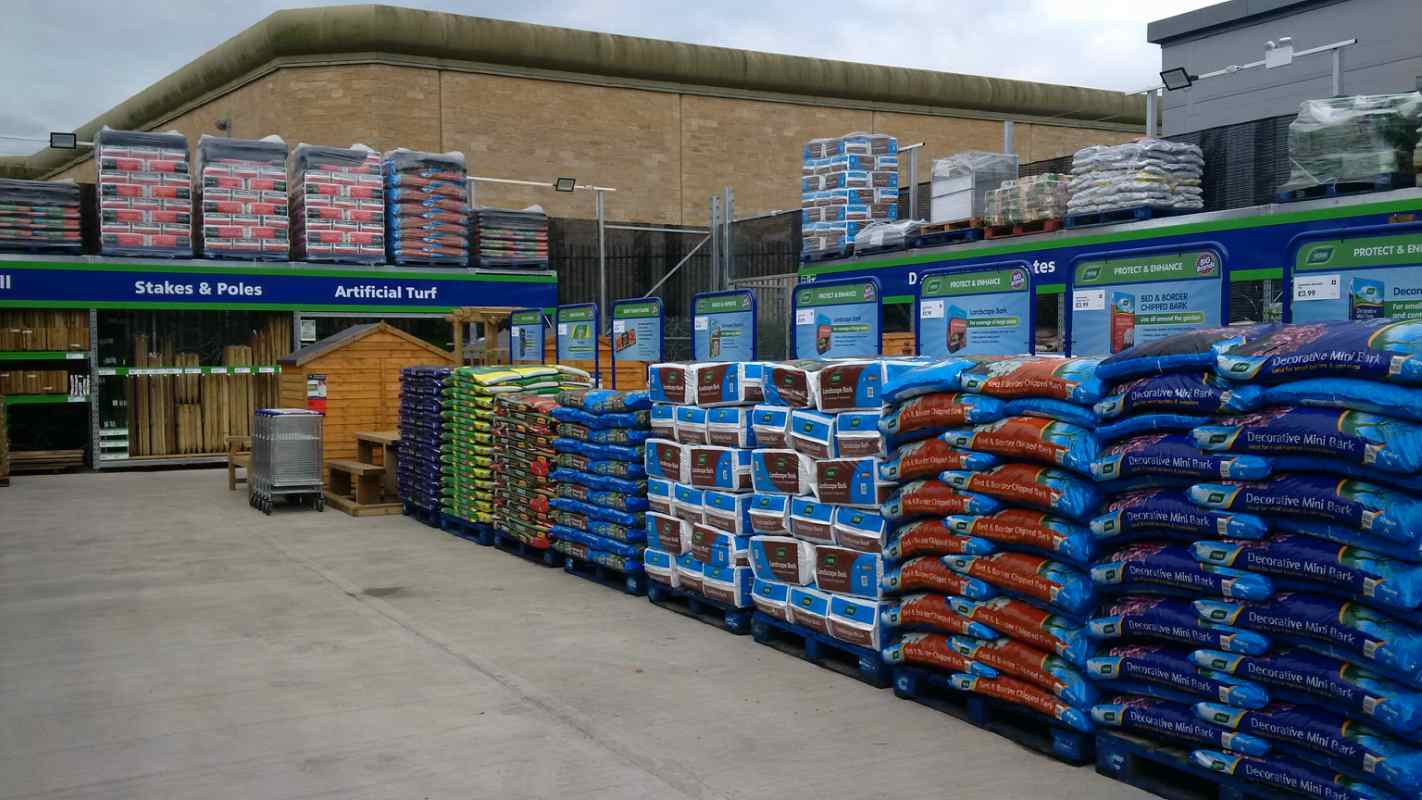 B&M Armley boats a large garden centre, allowing keen gardeners to browse a wide range of garden products.