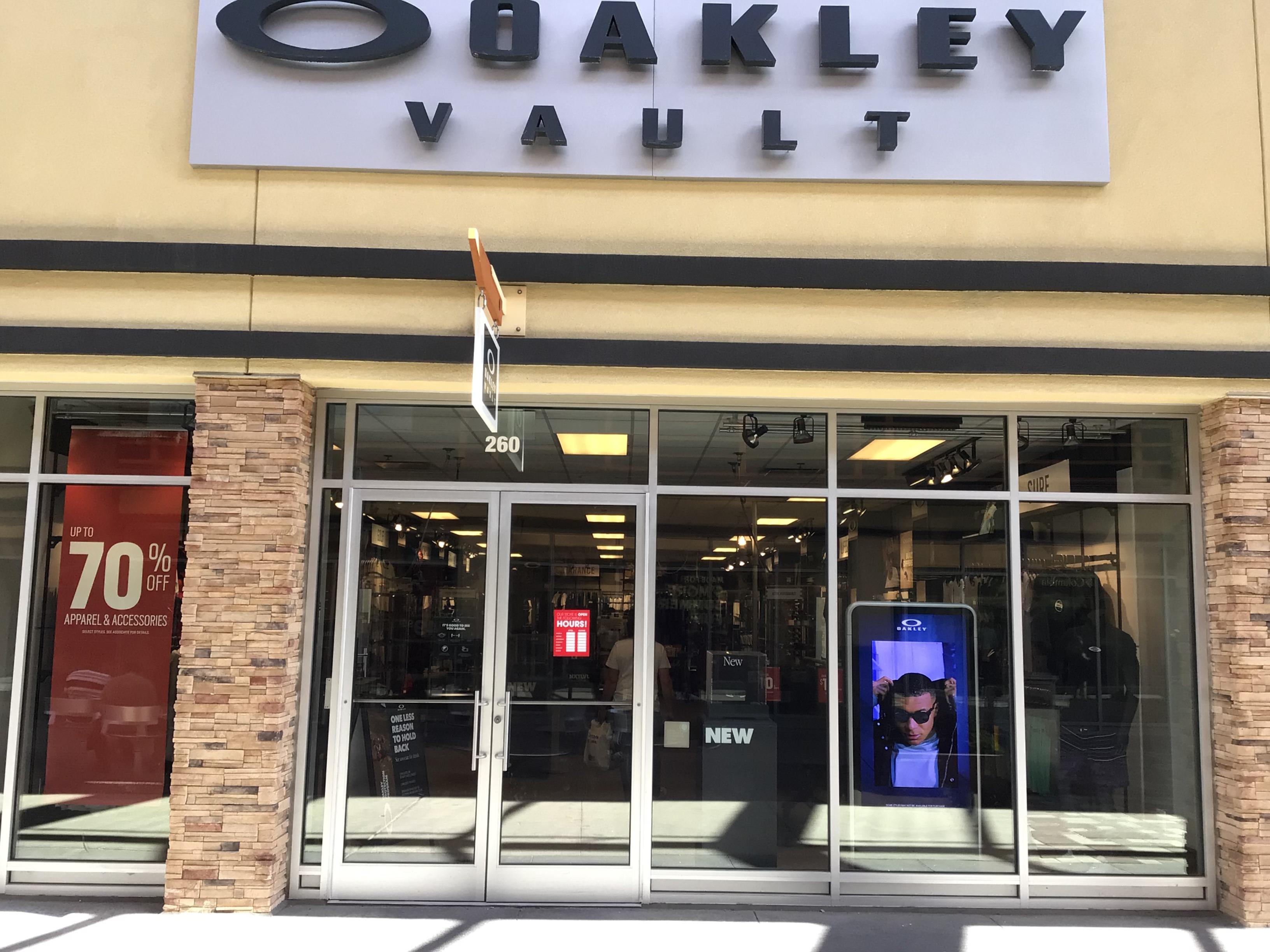 Oakley Vault Ottawa