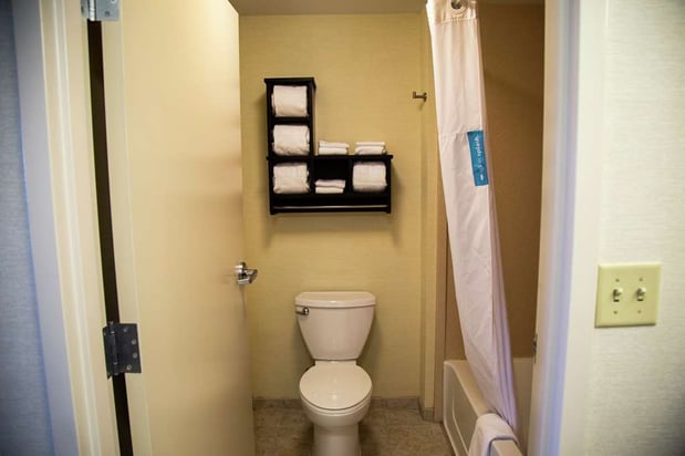 Images Hampton Inn & Suites Sharon