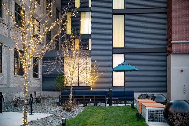 Images Hotel Indigo Madison Downtown by IHG