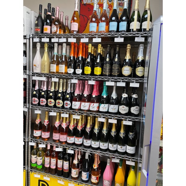 Images DC Liquors - NW Military