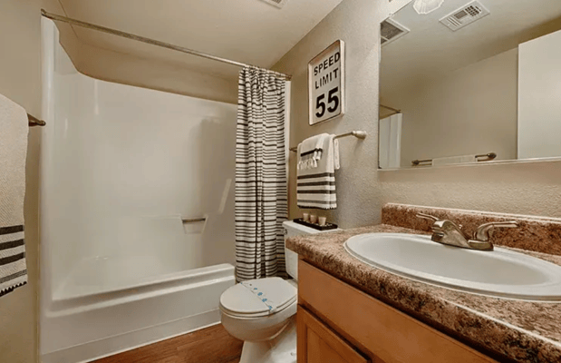 Images Sycamore Square Apartments