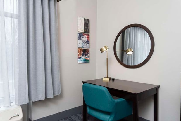 Images Hampton Inn & Suites Raleigh Downtown