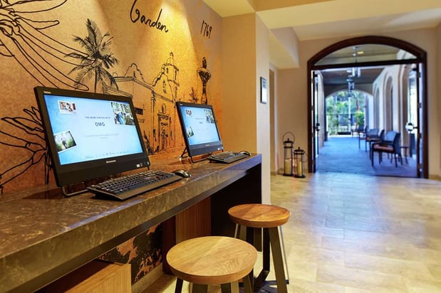 Images Hilton Garden Inn San Diego Old Town/SeaWorld Area