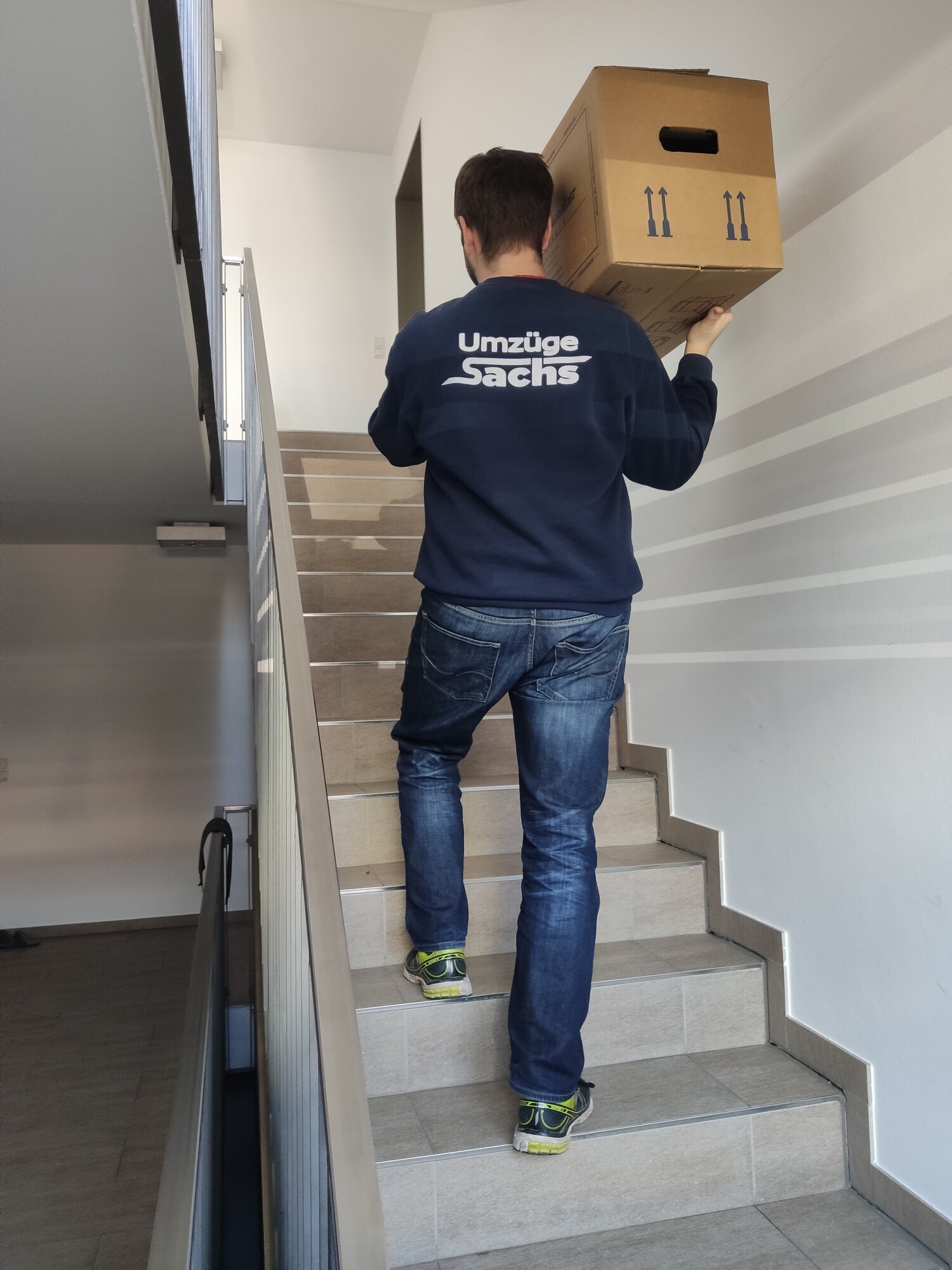 Umzüge Sachs, Burgfarrnbacher Straße 166 in Nürnberg