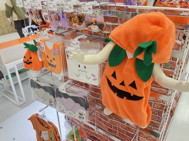 今年もハロウィンがやってきた！
思いっきりなりきって、秋の一大イベントを楽しみましょう♪
トリックオアトリート！
詳しくは画像をタップ♪