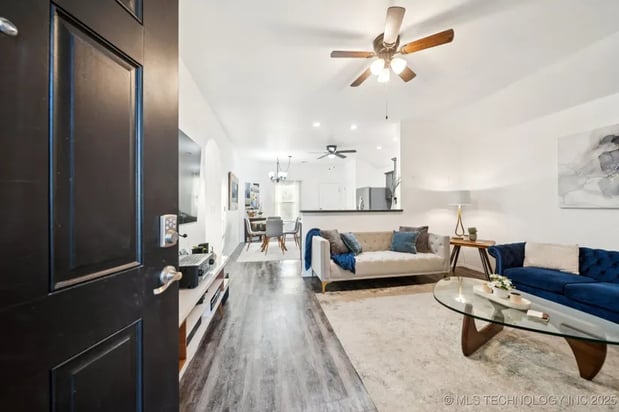 Images Heather Vest - Tulsa Real Estate Agent / Realtor