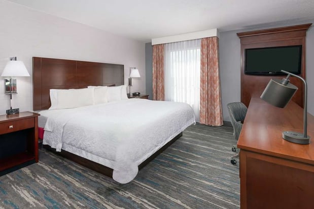 Images Hampton Inn & Suites Orlando Airport @ Gateway Village
