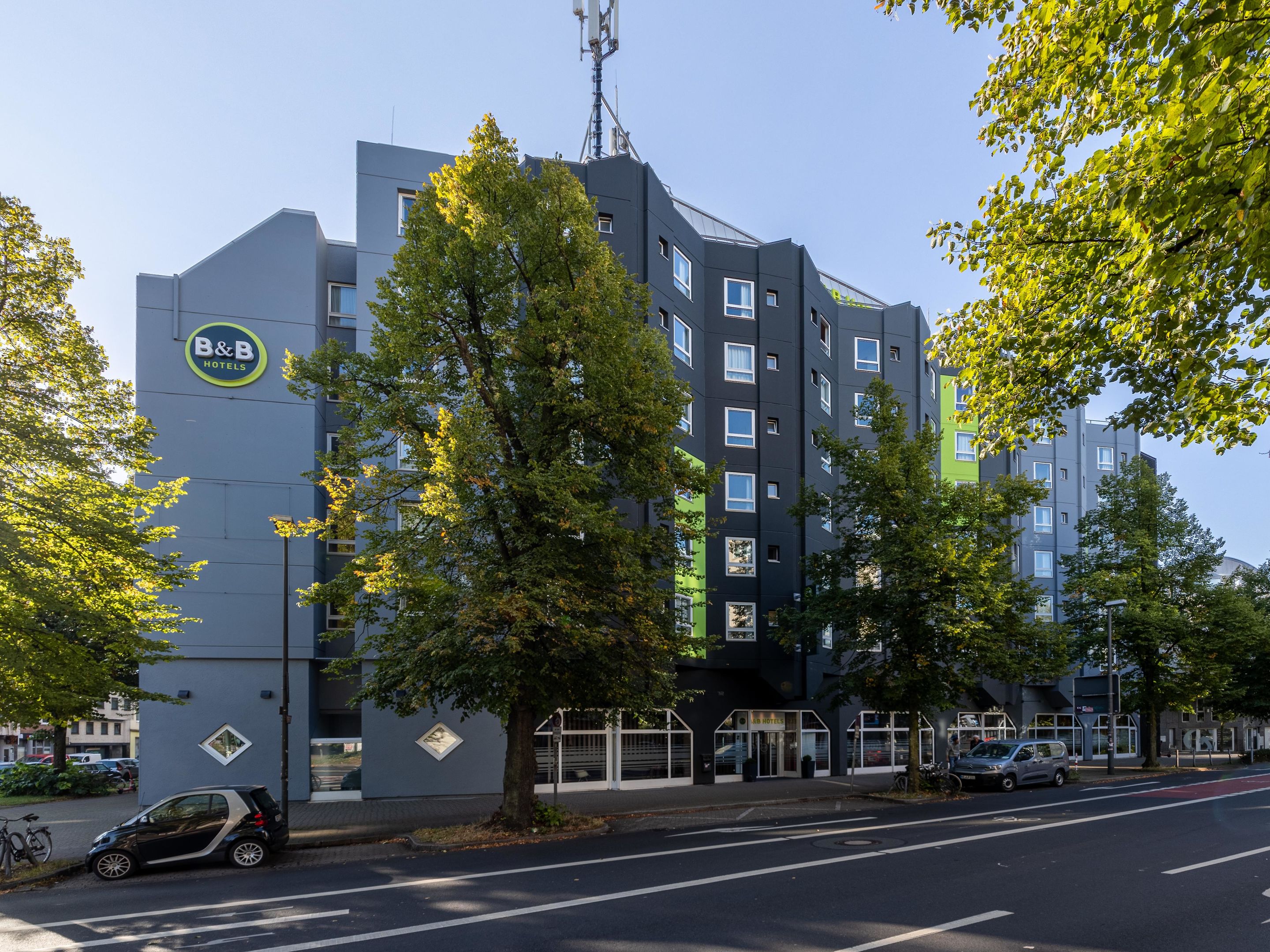 B&B HOTEL Düsseldorf-Hbf in Düsseldorf - Logo