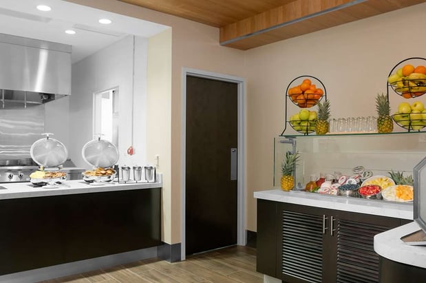 Images Hilton Garden Inn New York/Times Square Central