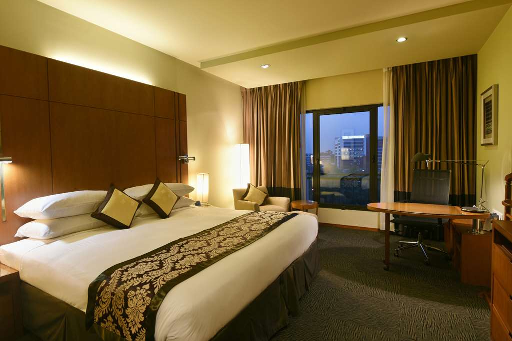 Radisson Blu Water Garden Hotel, Dhaka