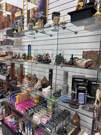 Images Smokers Outlet and Grow
