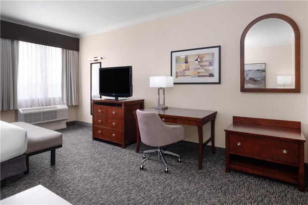 Images Best Western Plus Downtown Inn & Suites