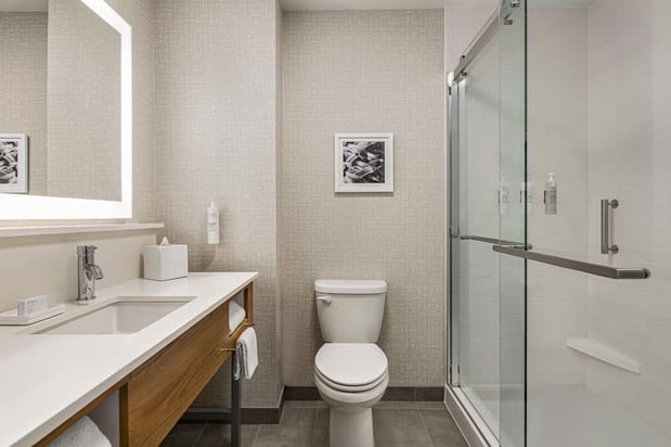 Images Hampton Inn & Suites San Mateo-San Francisco Airport