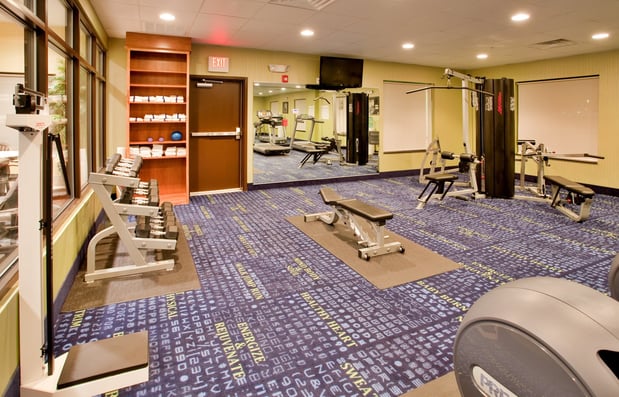 Images Holiday Inn Express & Suites Saint Robert - Leonard Wood by IHG