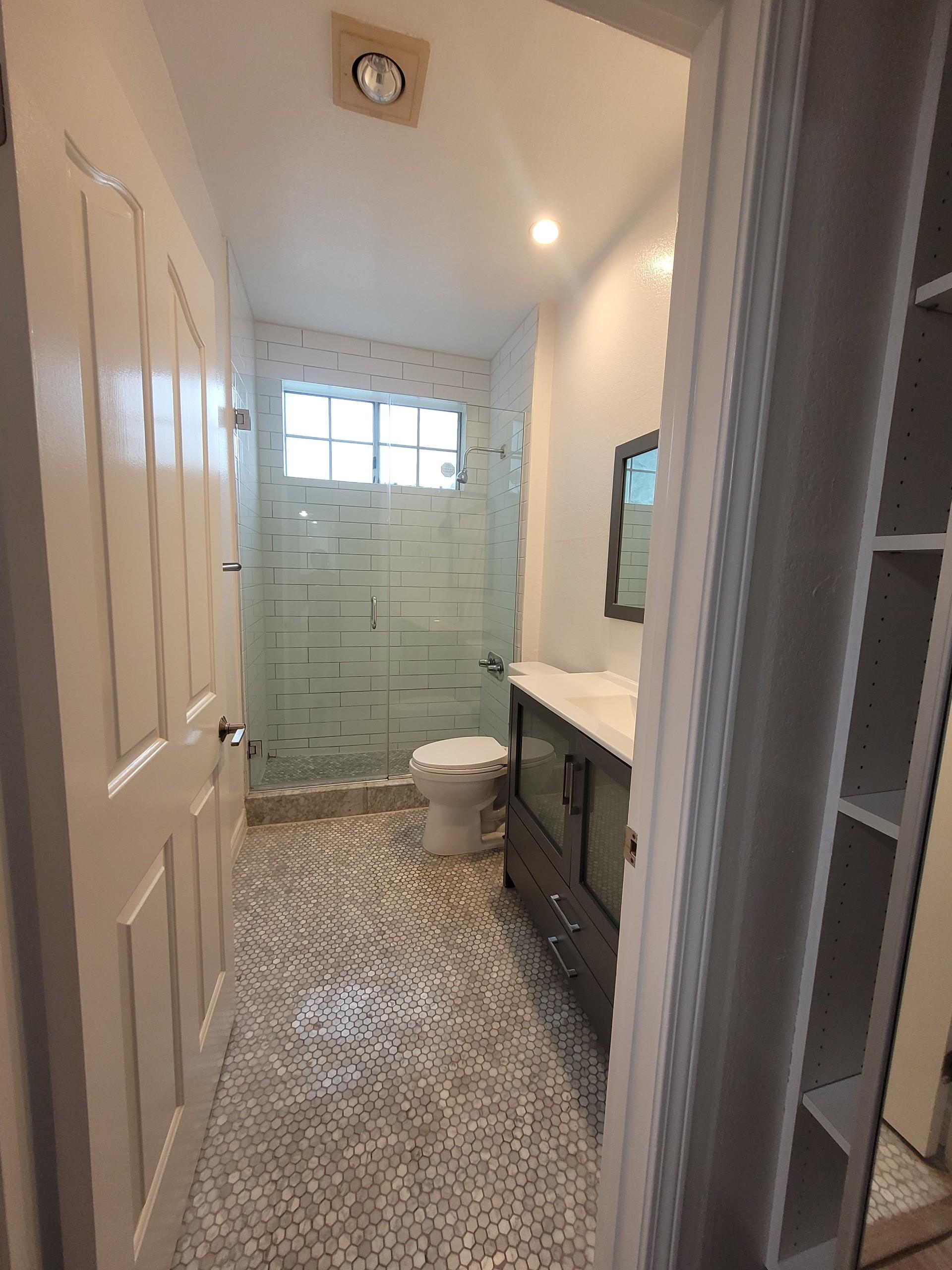 House Cleaning -Adel Cleaning