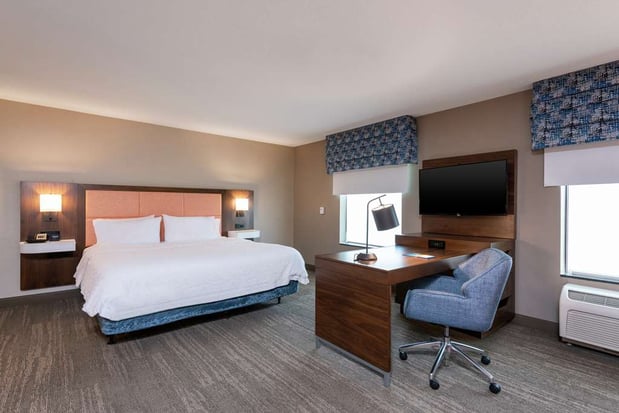 Images Hampton Inn & Suites by Hilton Marshalltown