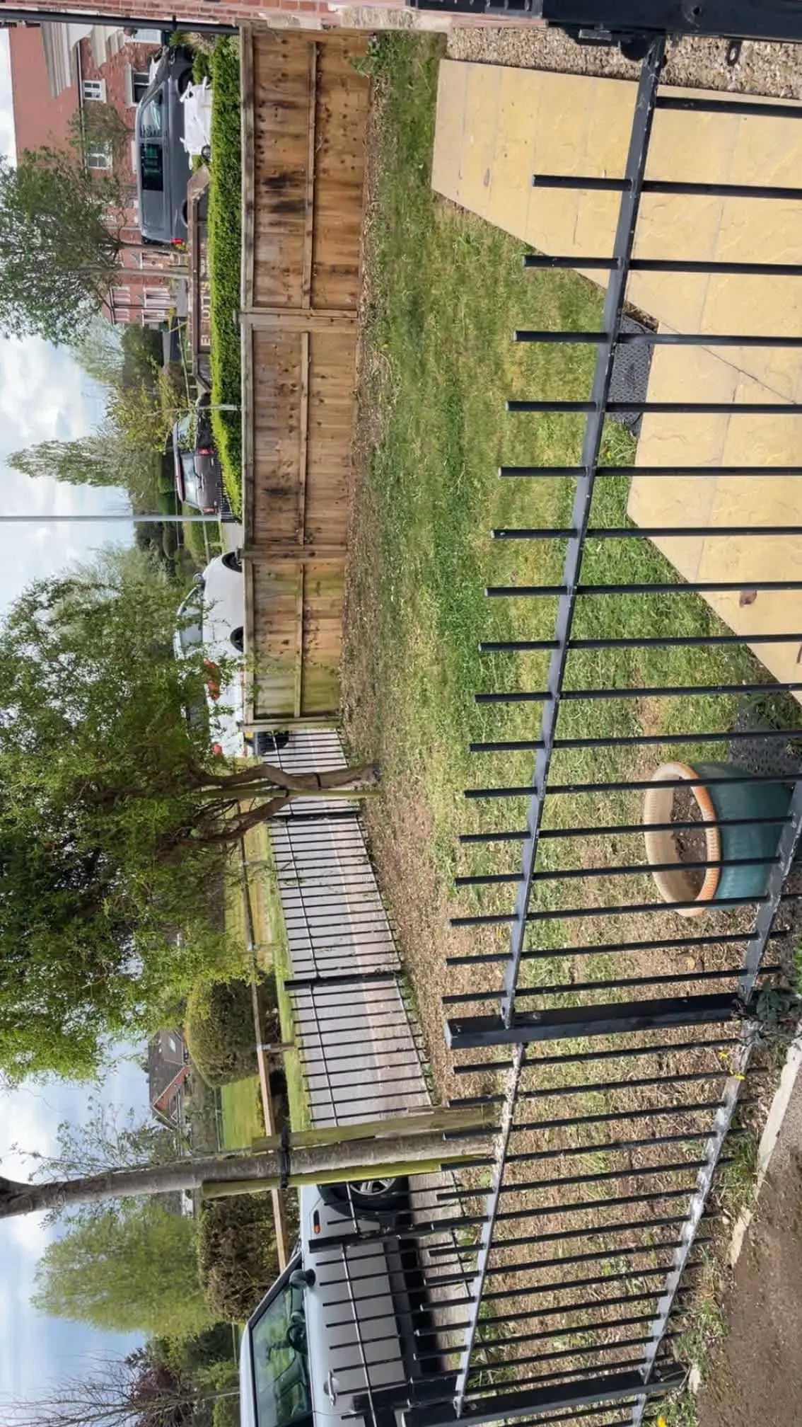 Images Oakwood Tree & Landscaping Services