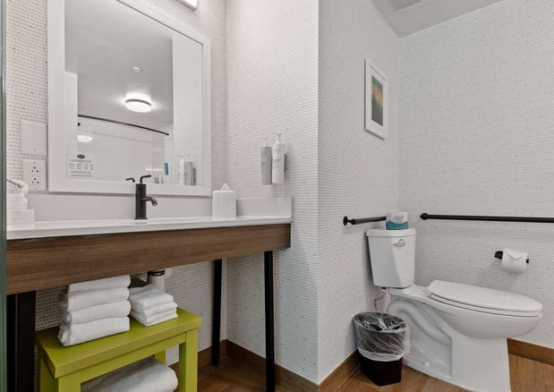 Images Hampton Inn & Suites Lake George