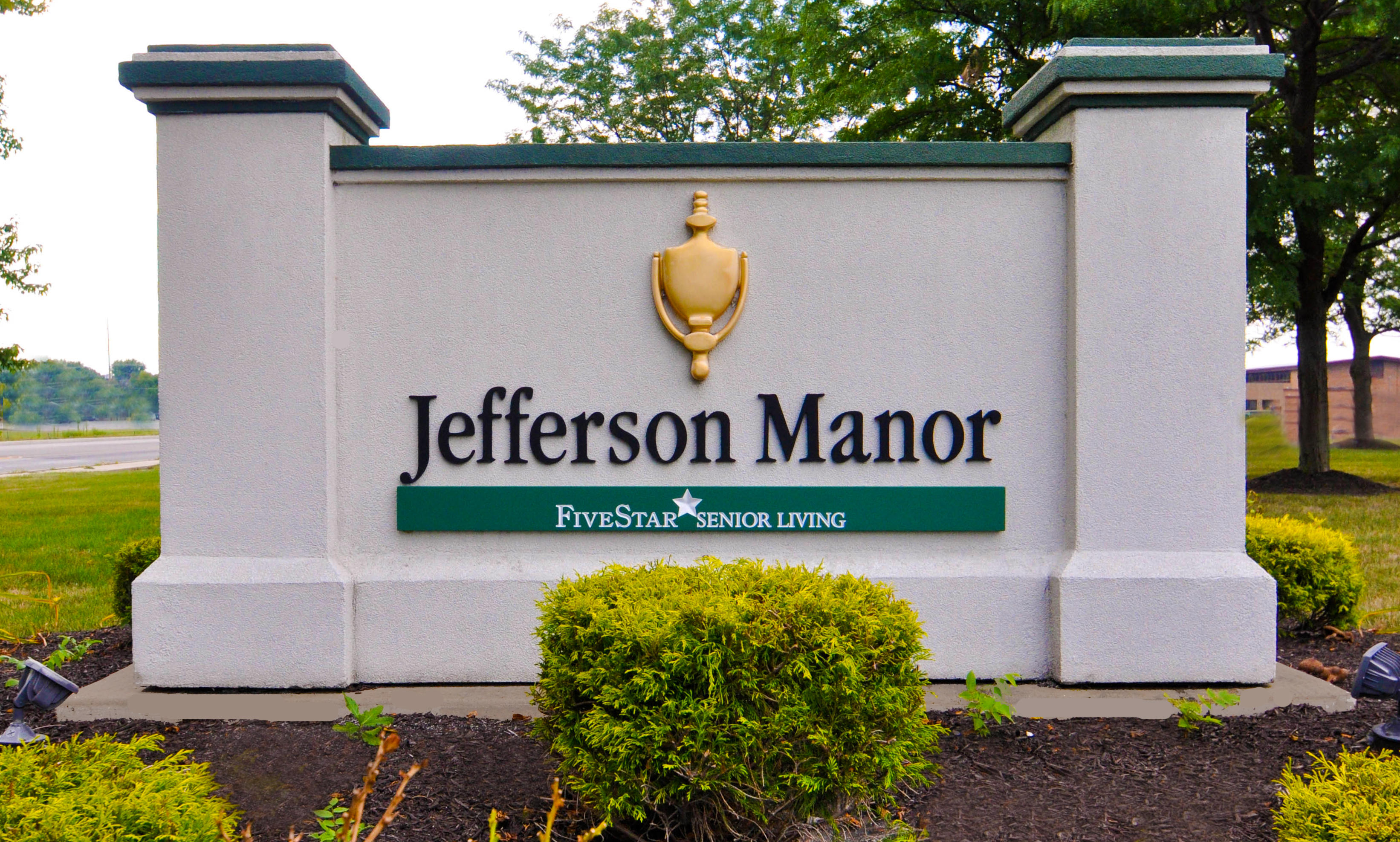 Jefferson Manor front sign