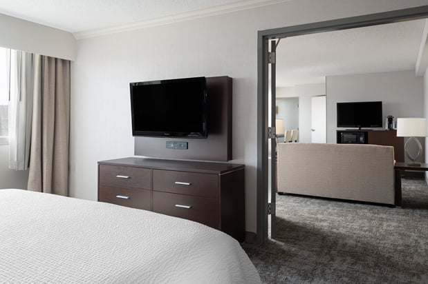Images Holiday Inn Sioux Falls-City Centre by IHG