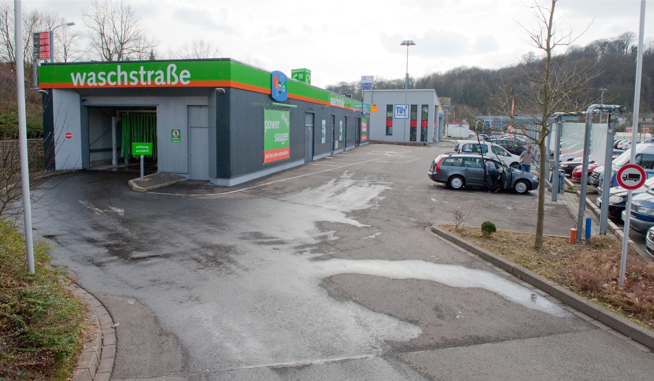 IMO Car Wash, Breslauer Str. 1 a in Saarbrücken