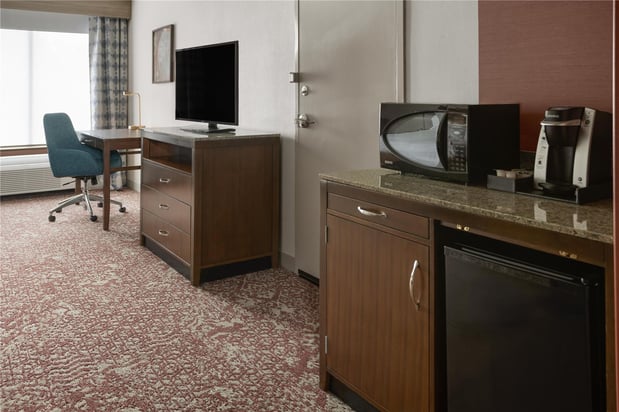 Images Hilton Garden Inn State College