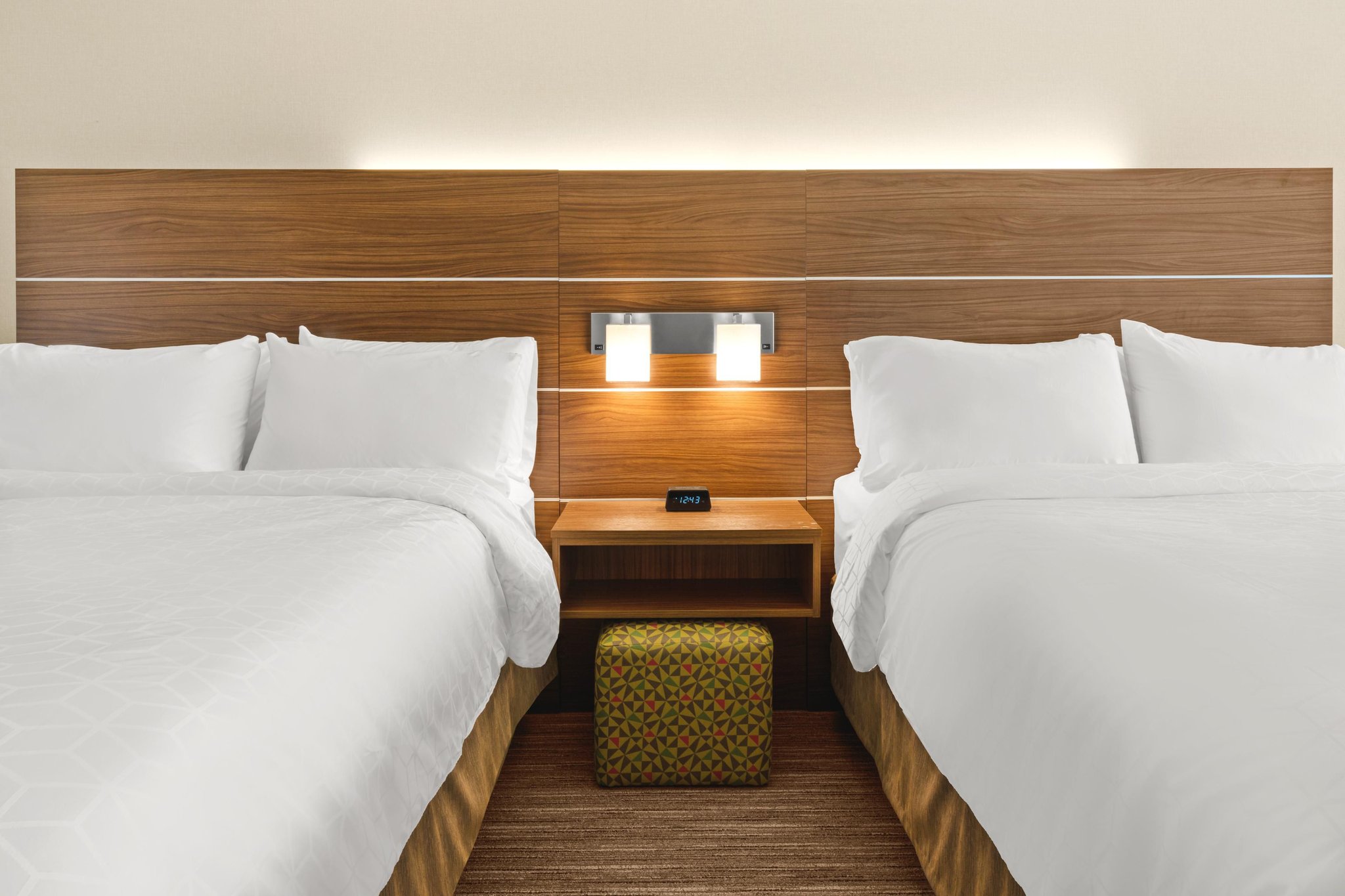 Holiday Inn Express & Suites Willows by IHG Image