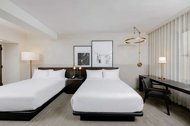 Images Hotel Fort Des Moines, Curio Collection by Hilton