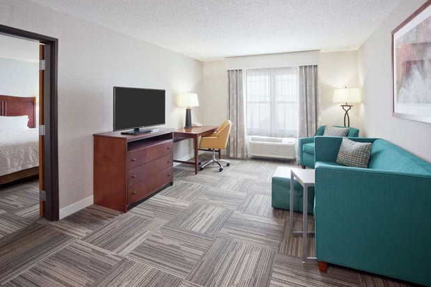 Images Hampton Inn Duluth Canal Park